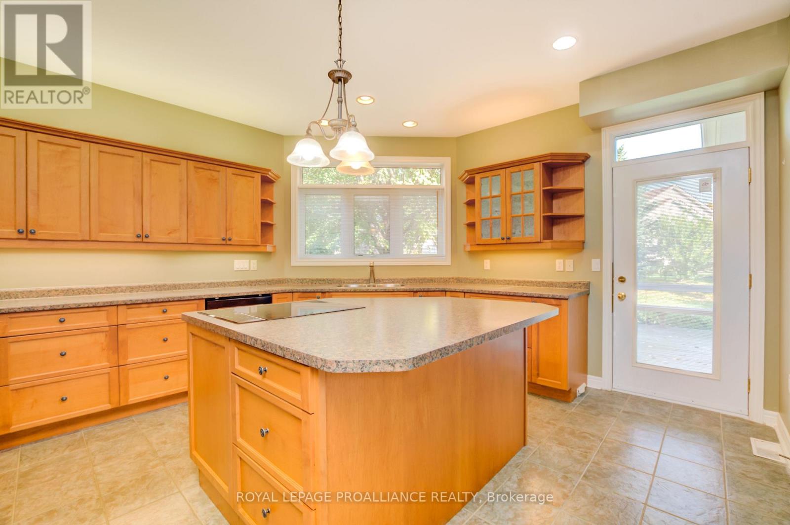 135 MILLS RD
