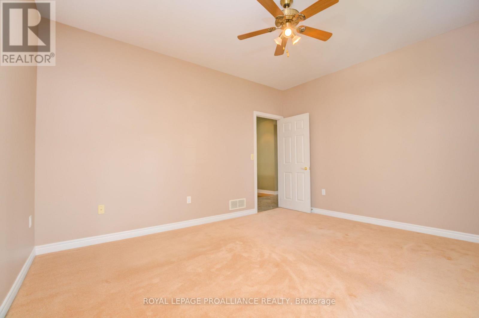 135 MILLS RD