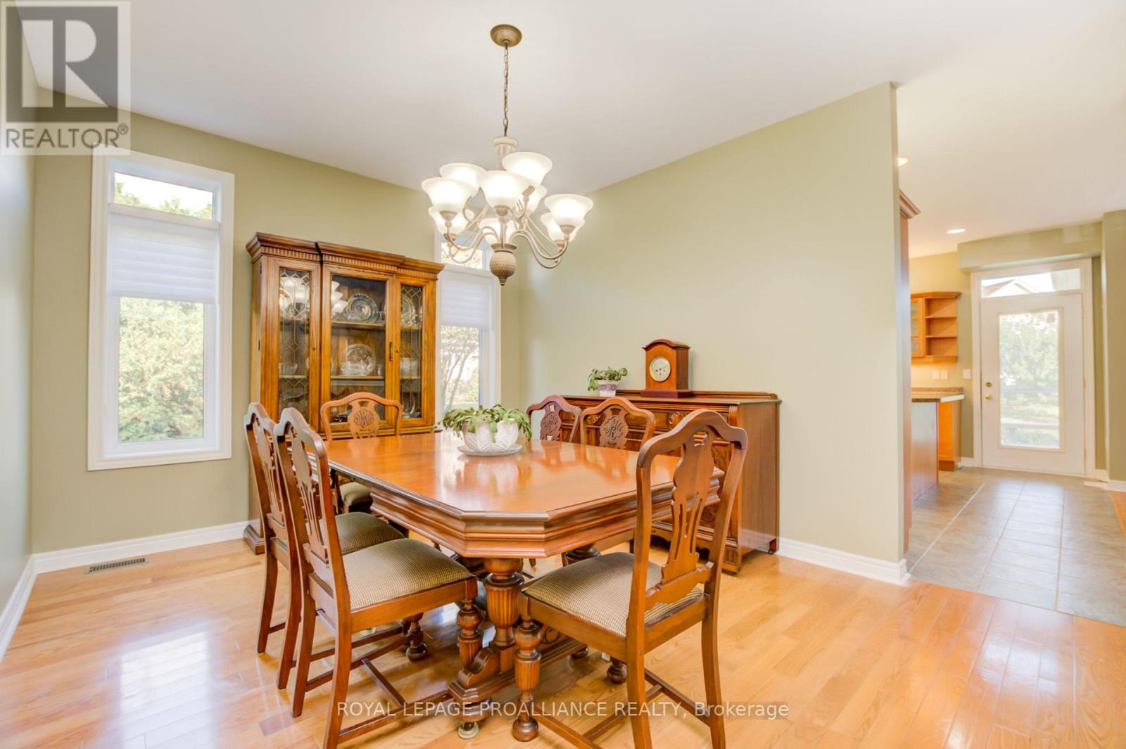 135 MILLS RD