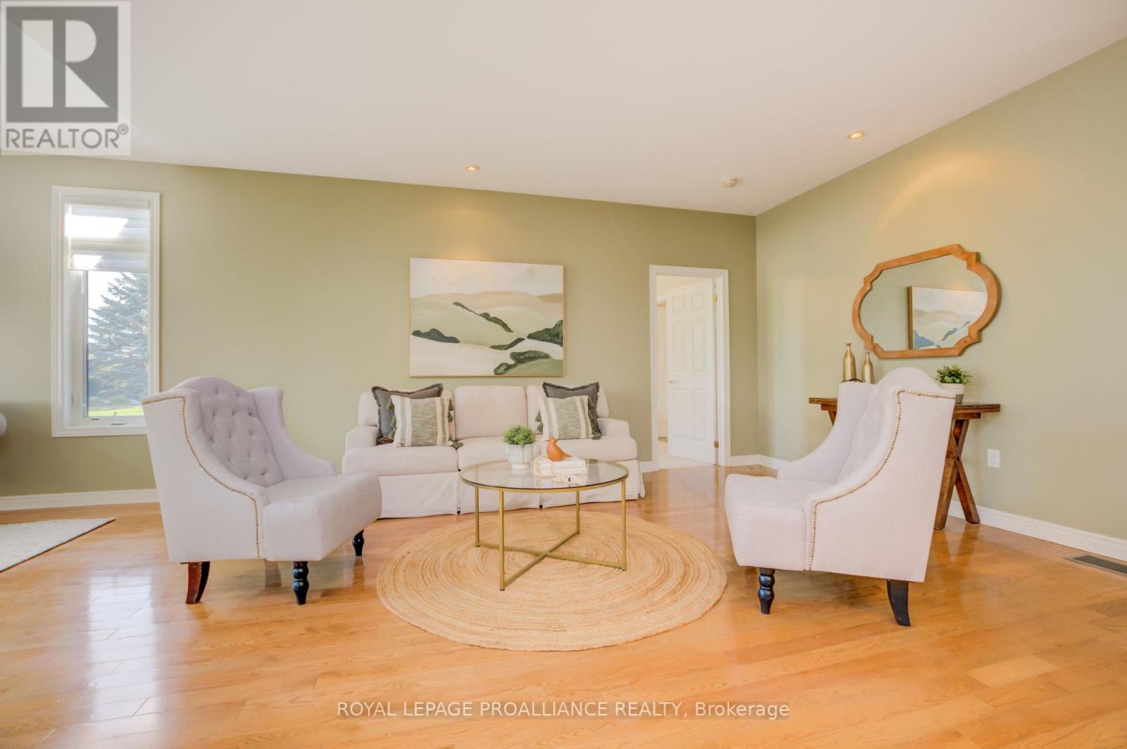 135 MILLS RD