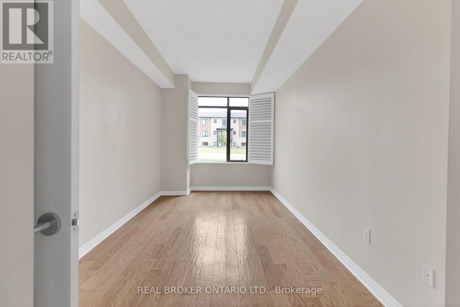 #113 -400 ROMEO ST N, #113
