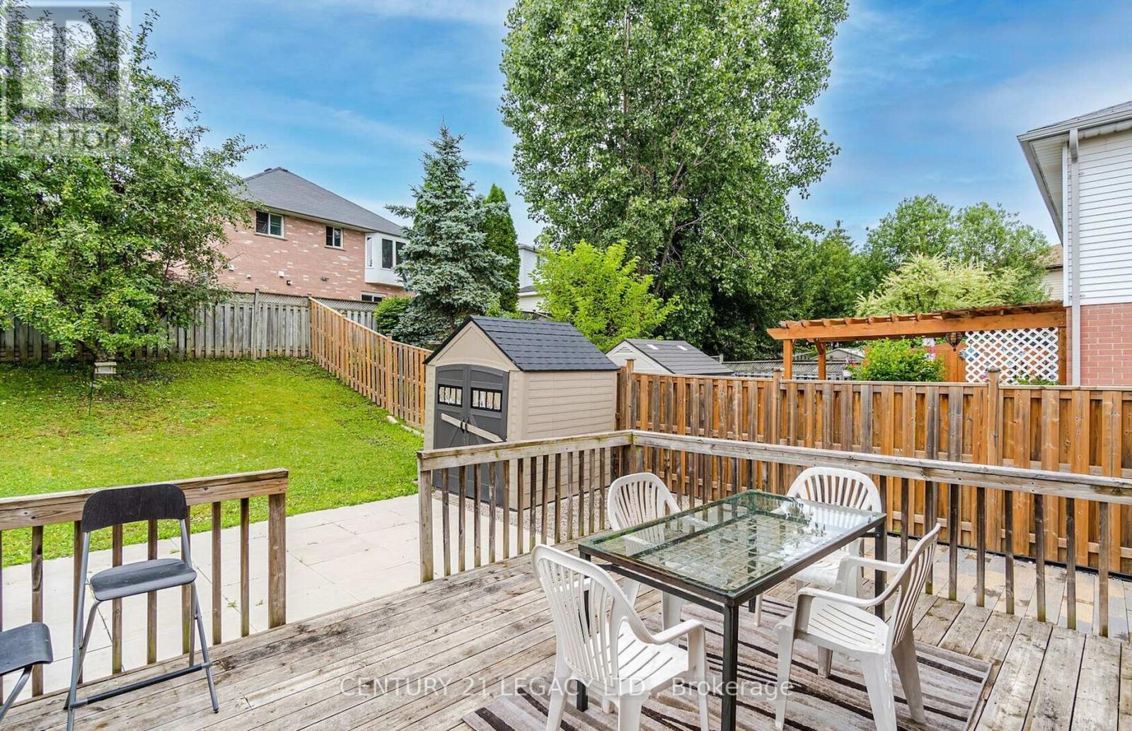 322 BENESFORT CRES