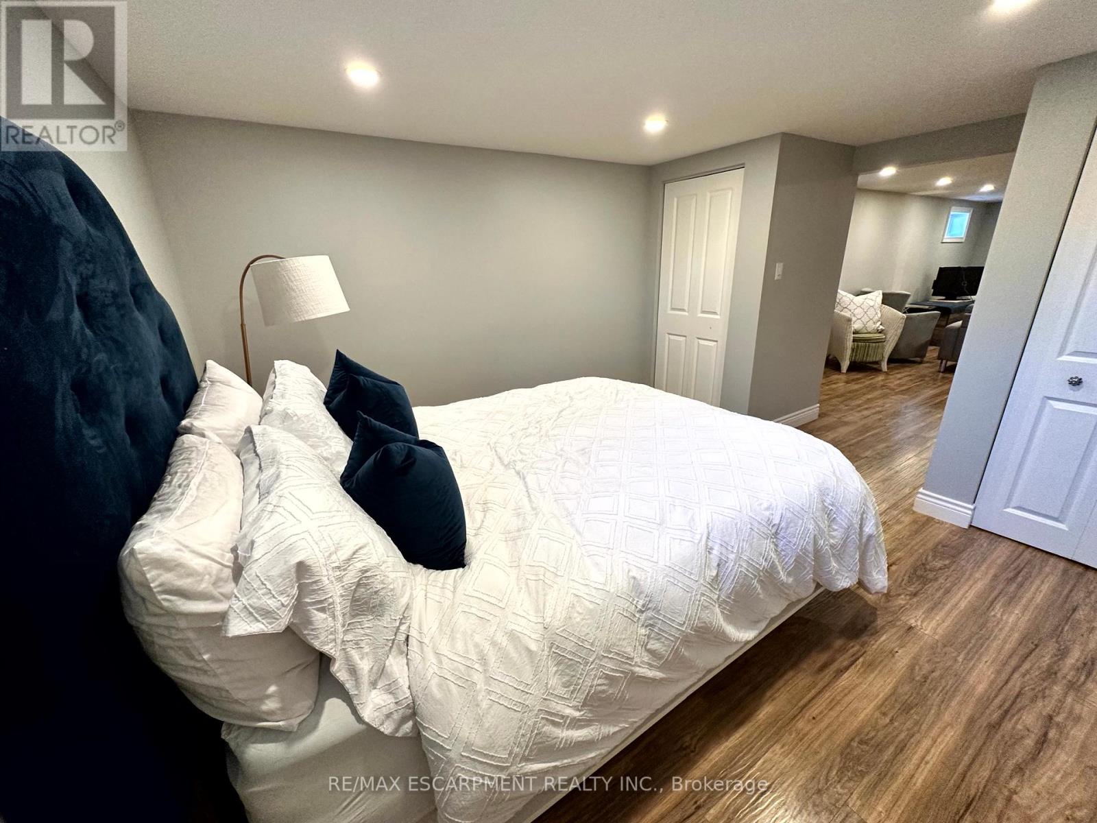 #LOWER -312 EAST 45TH ST, #Lower