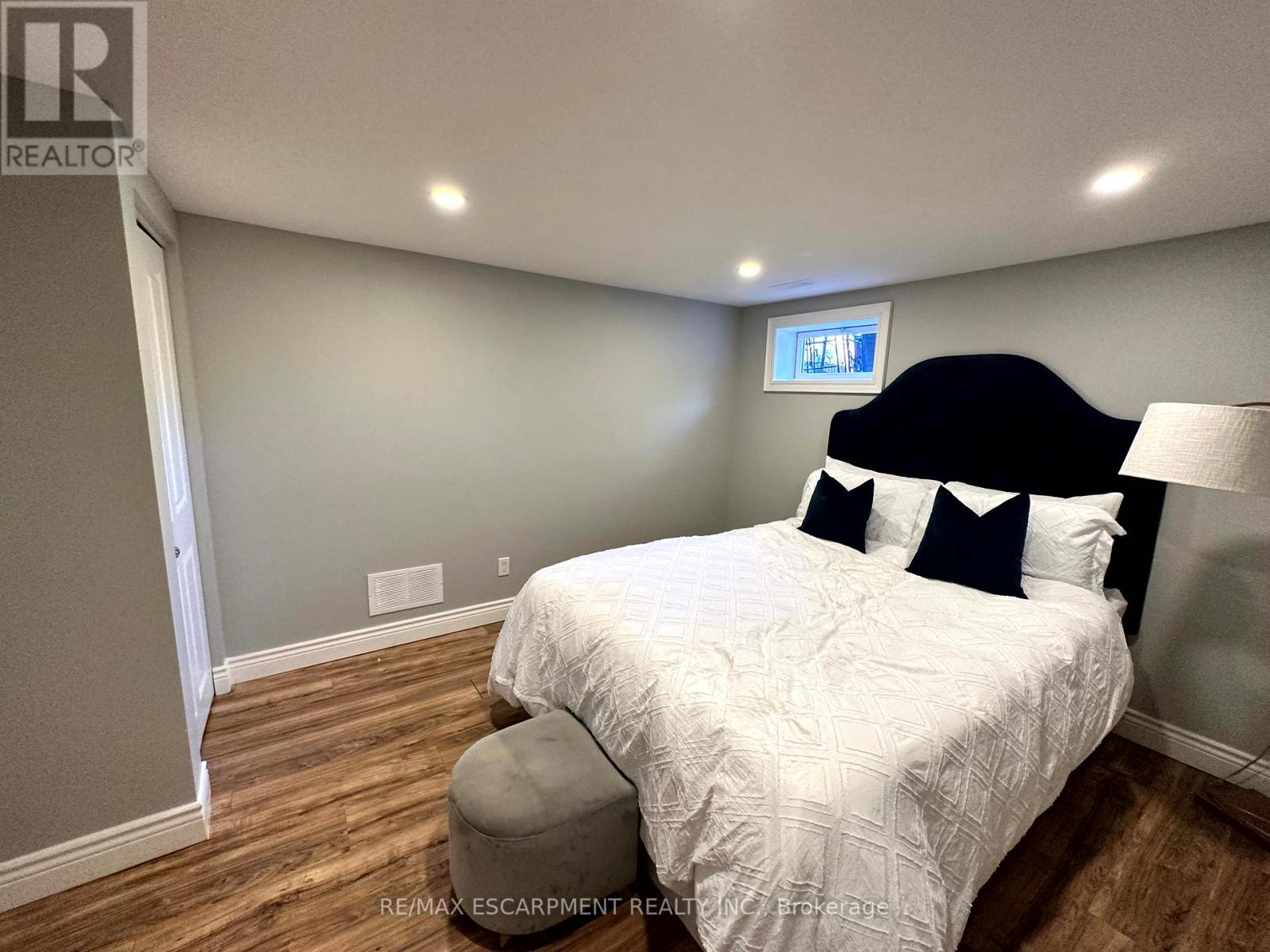 #LOWER -312 EAST 45TH ST, #Lower