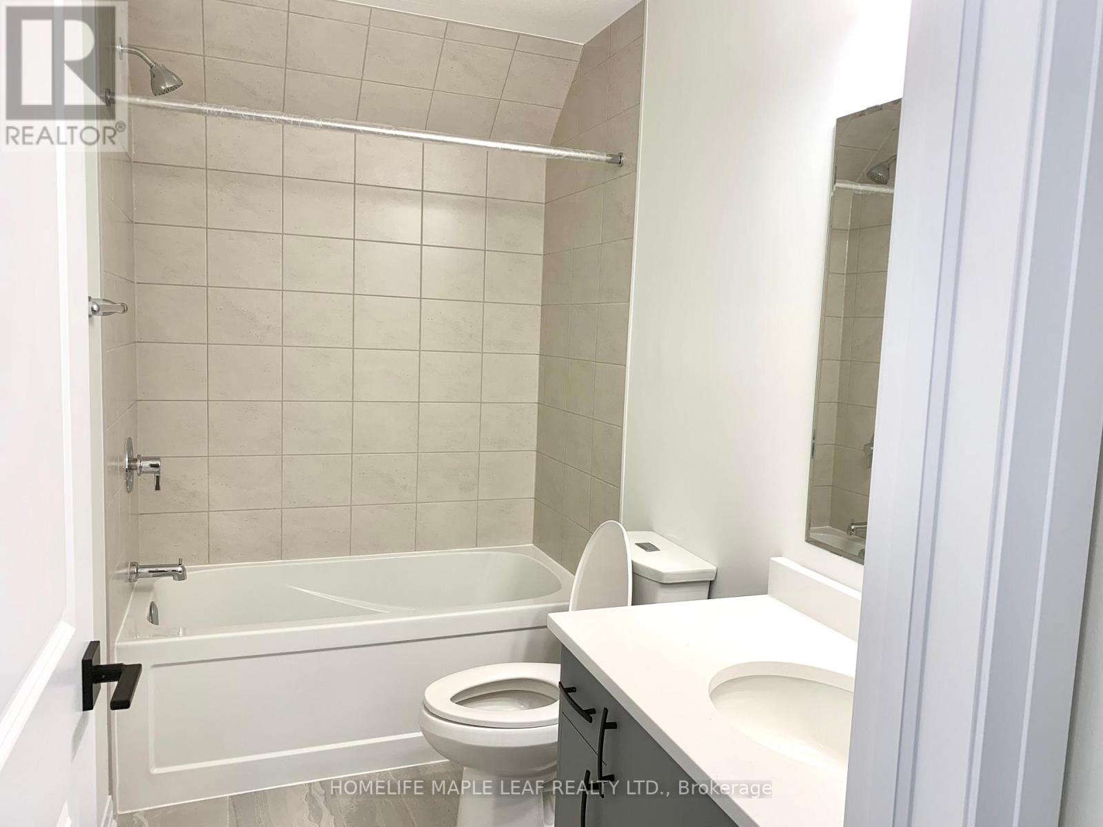 #D-038 -261 WOODBINE AVE, #D-038