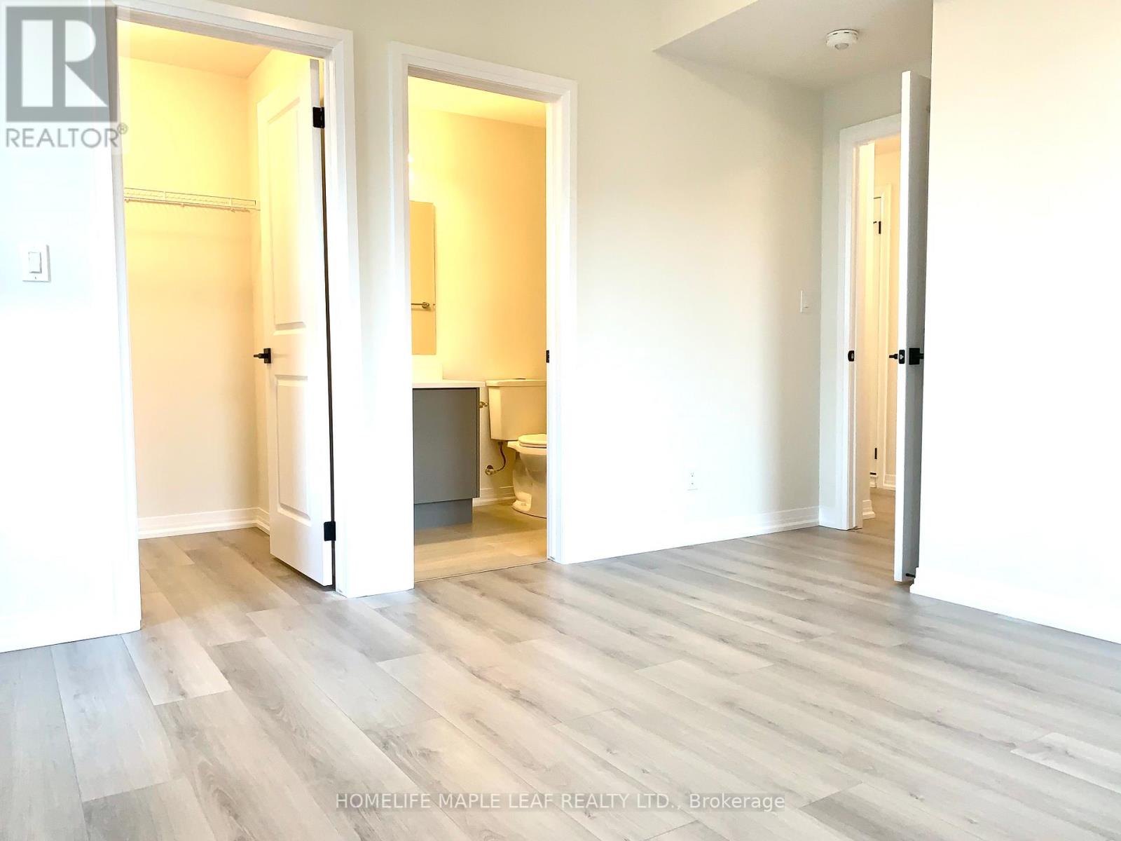 #D-038 -261 WOODBINE AVE, #D-038