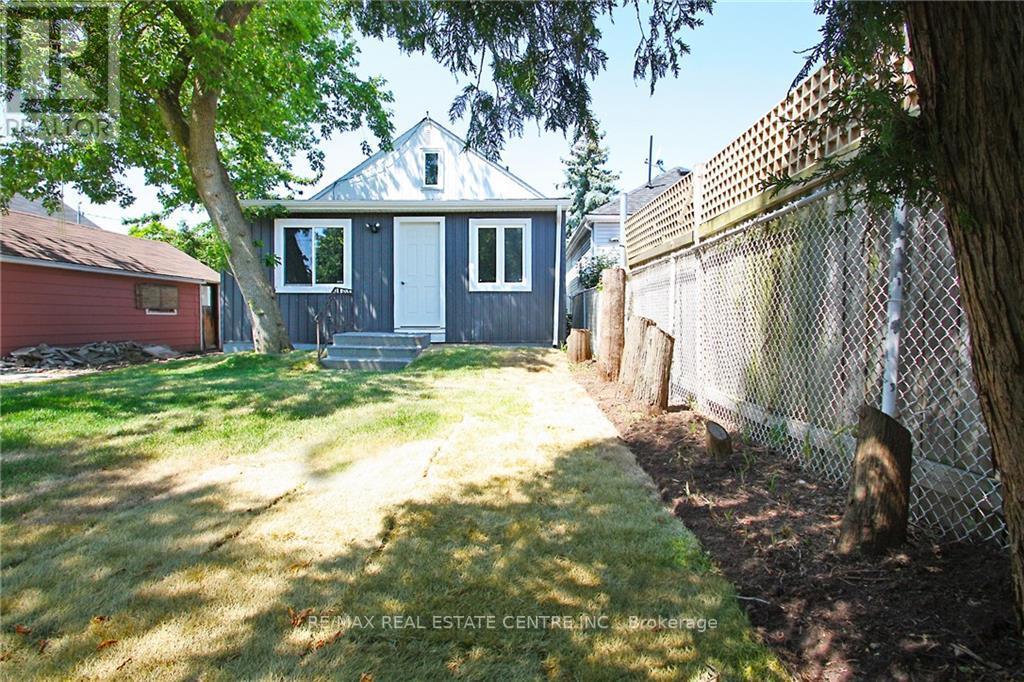 35 DELENA AVE S