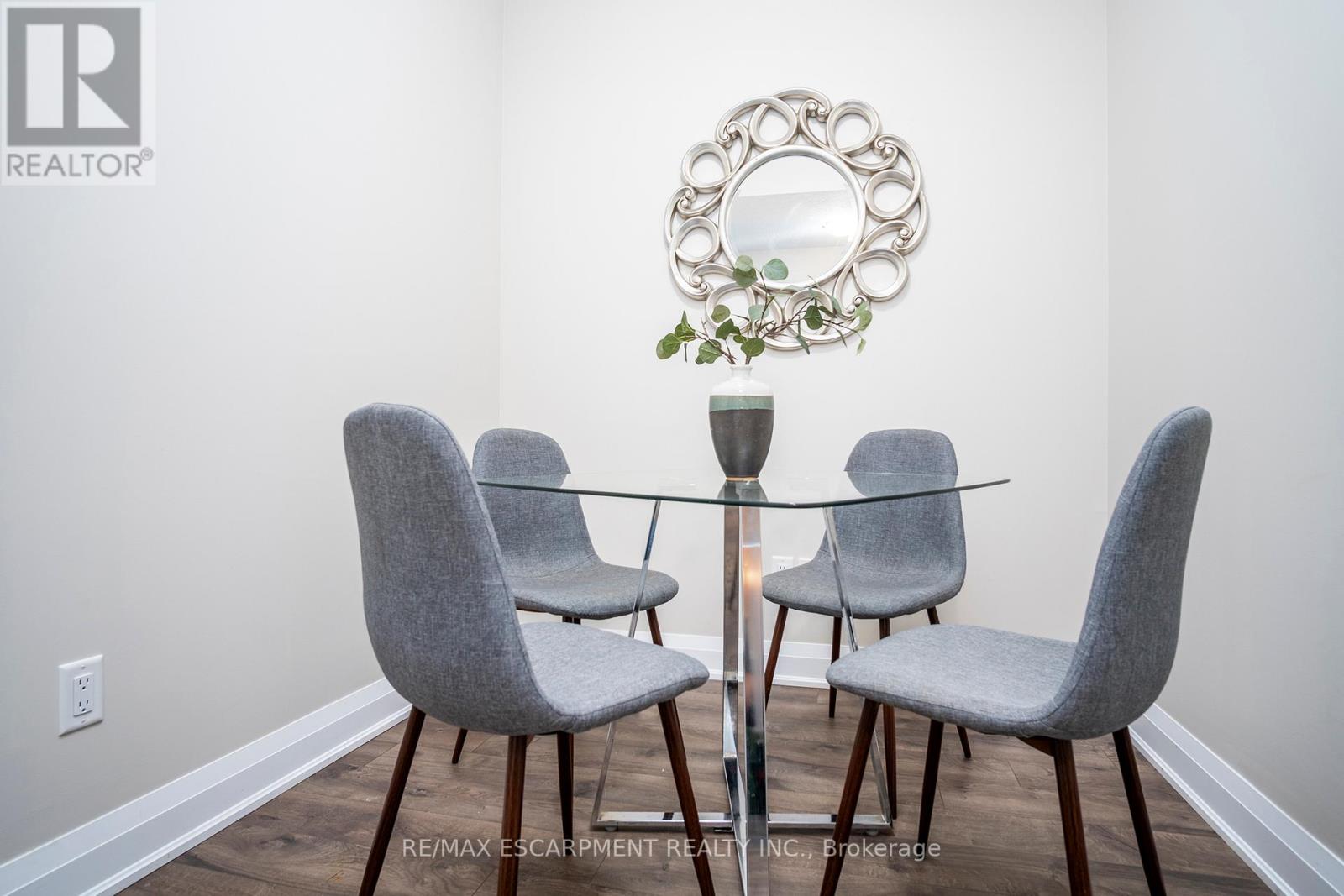 #218 -16 CONCORD PL, #218