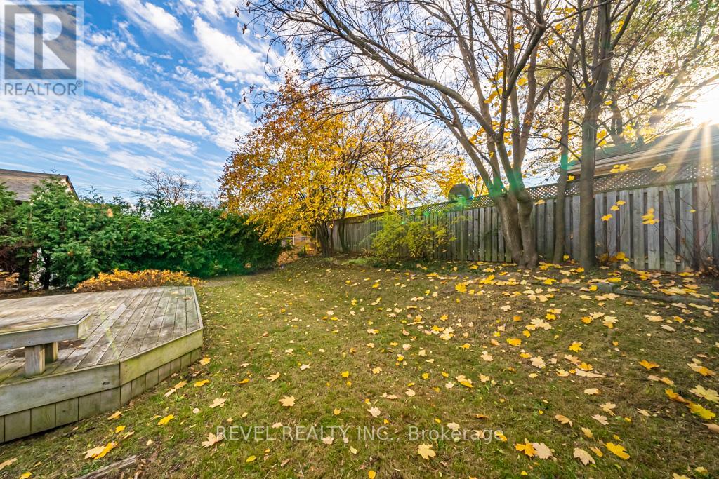 90 BURKHOLDER DR
