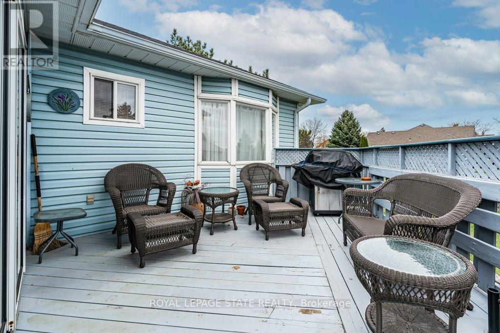 360 SILVERBIRCH BLVD