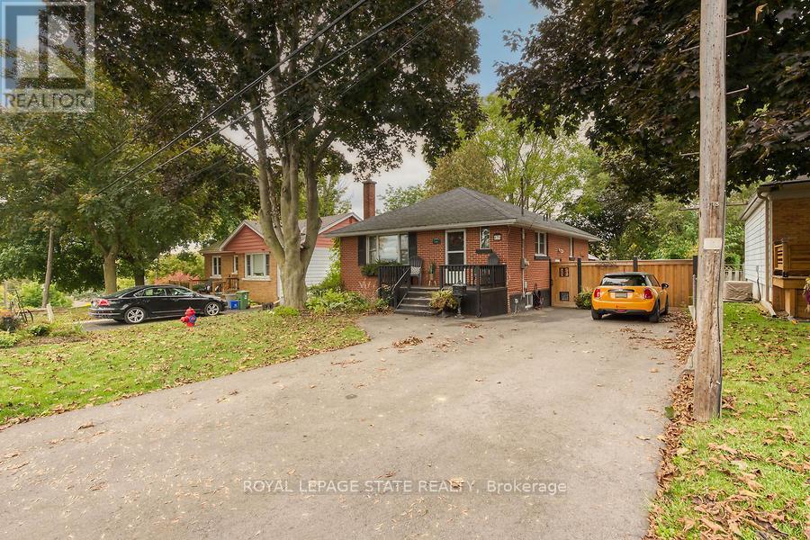 171 YORK RD