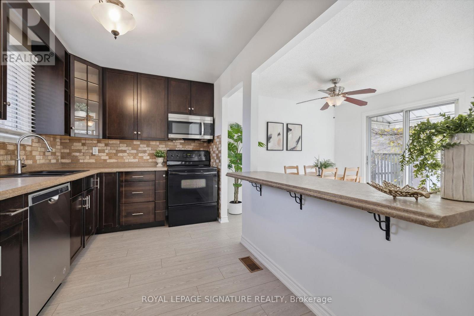 74 BIXBY CRES