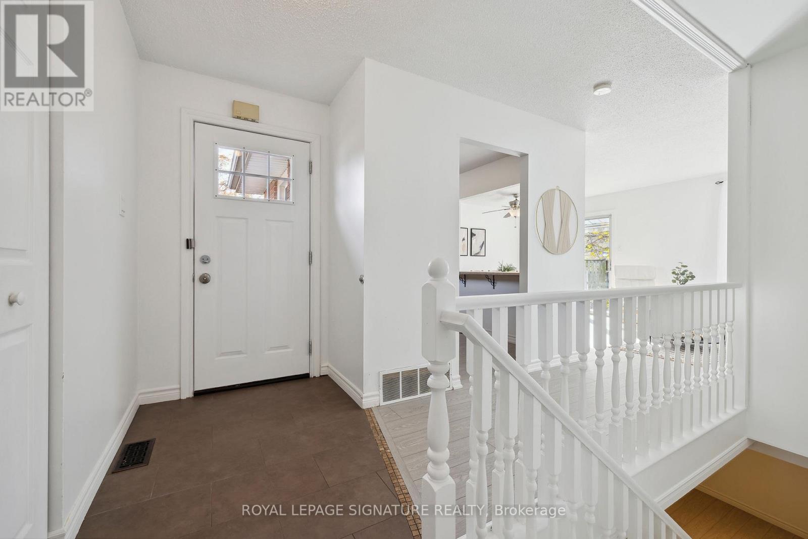 74 BIXBY CRES