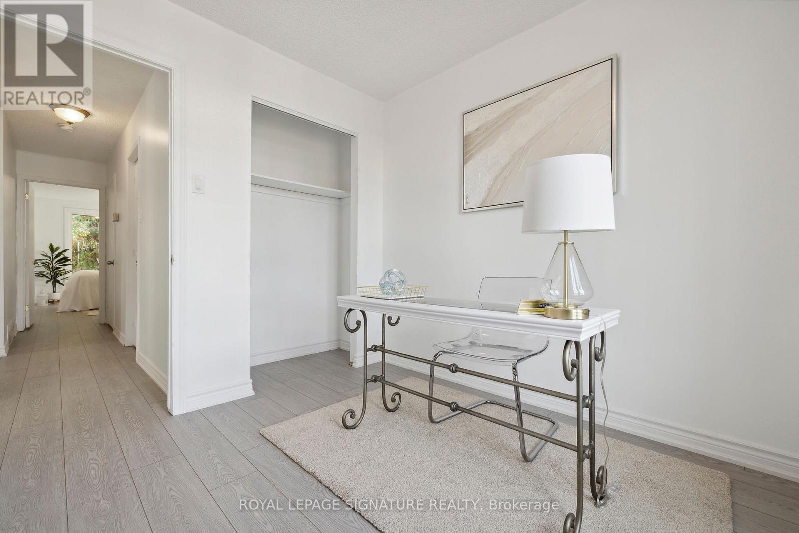 74 BIXBY CRES