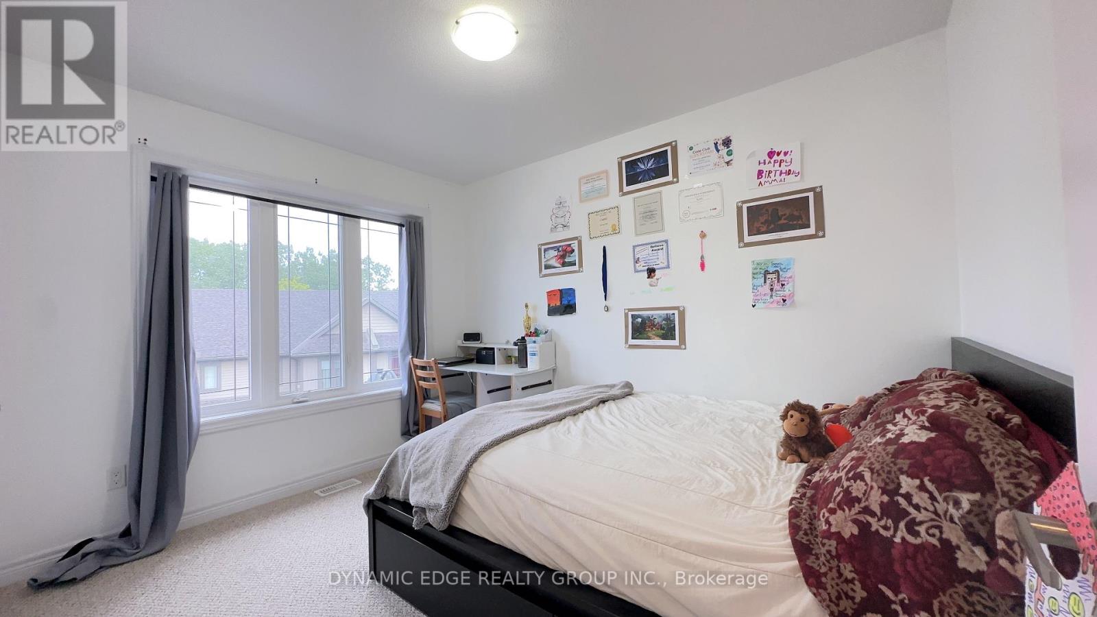 #140 -77 DIANA AVE, #140