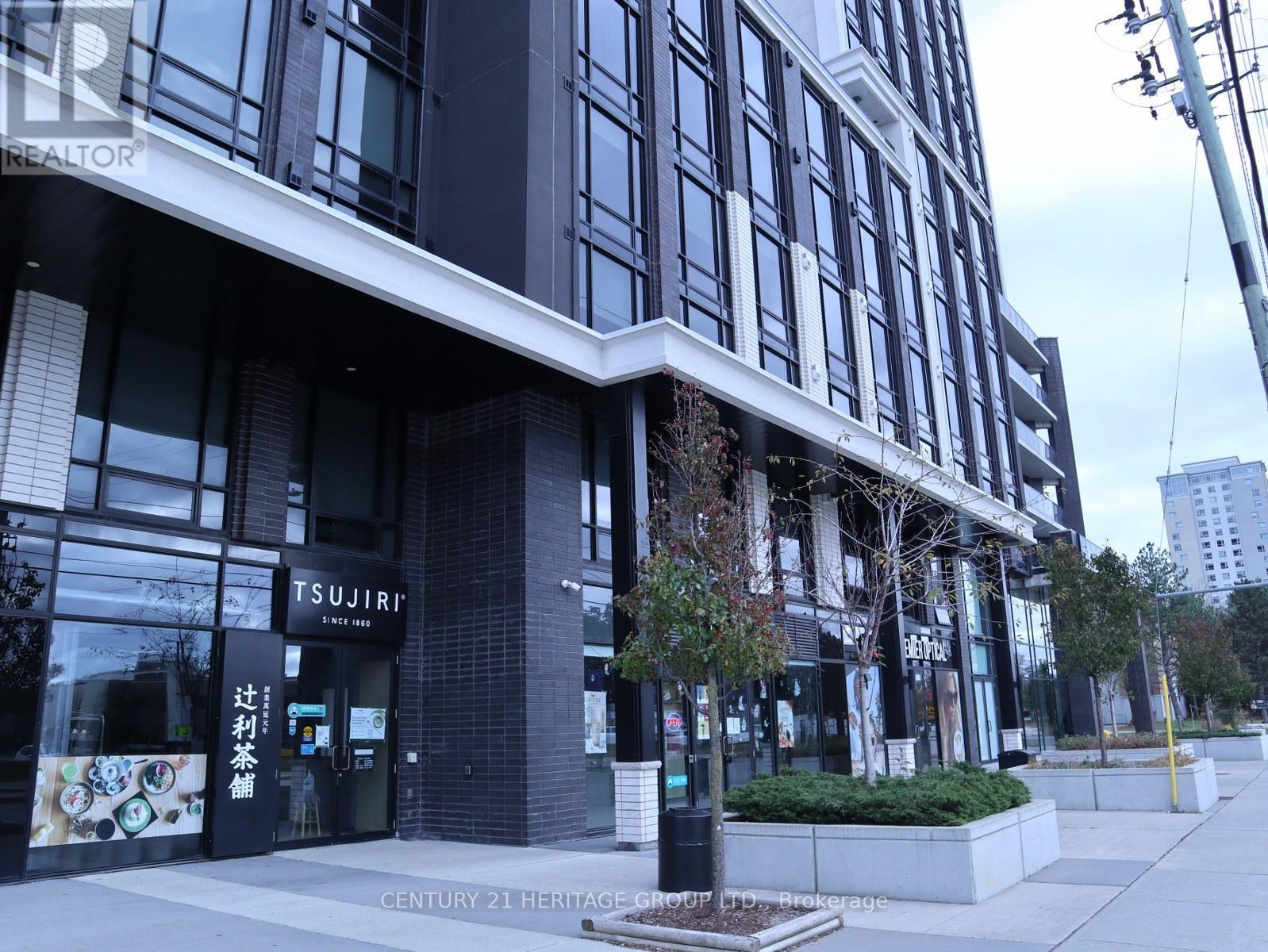 #3 -330 PHILLIP ST, #3
