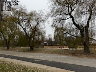 #2 -76 BORDEN PKWY, #2