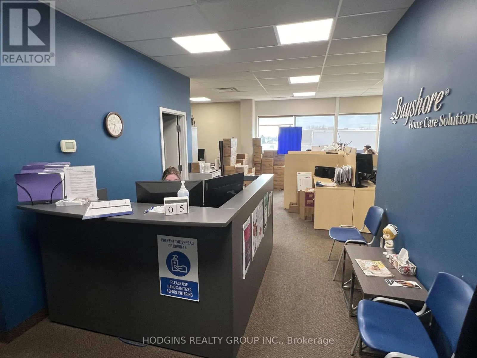 220-221 - 505 PARK ROAD N