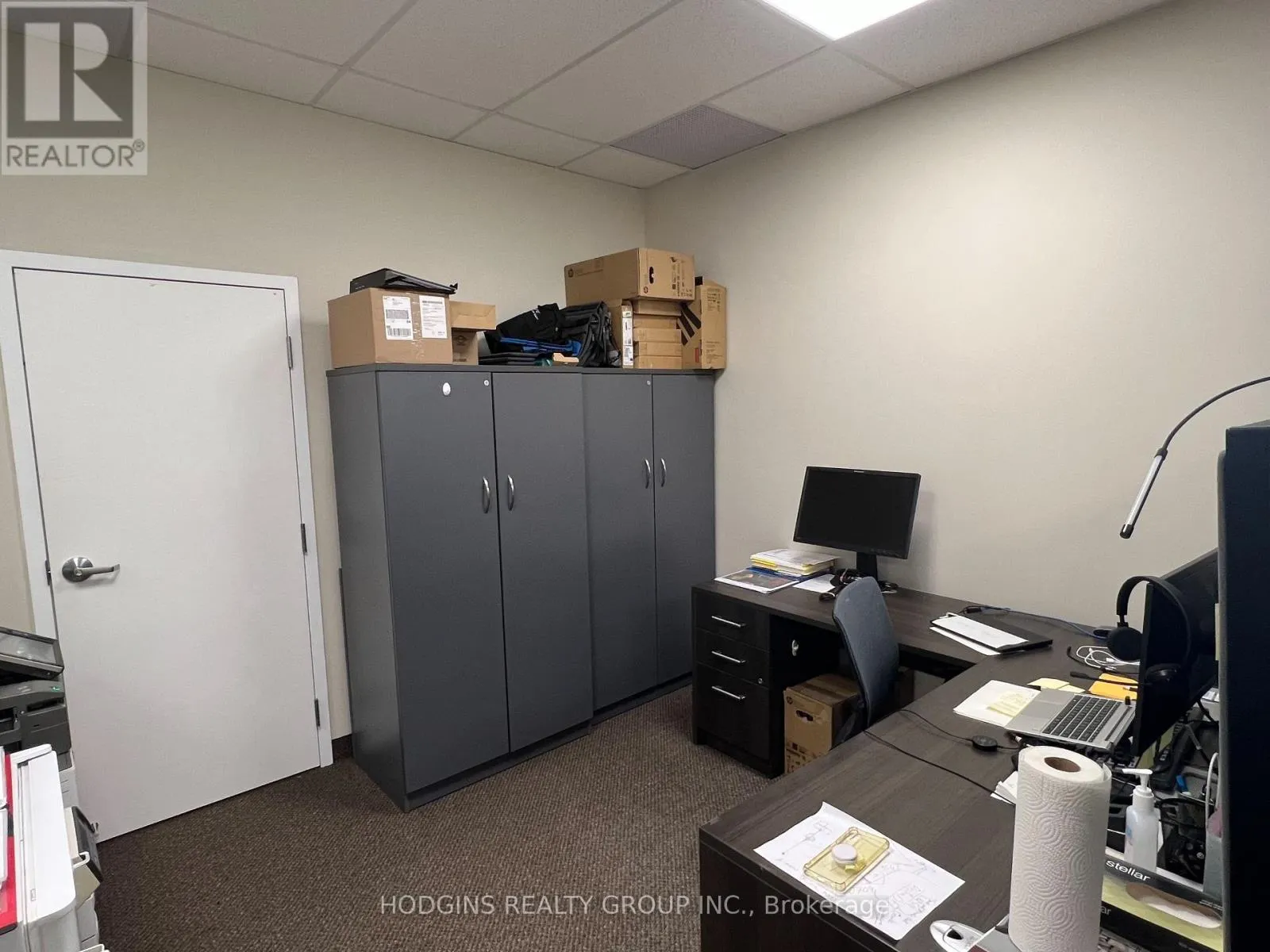 220-221 - 505 PARK ROAD N