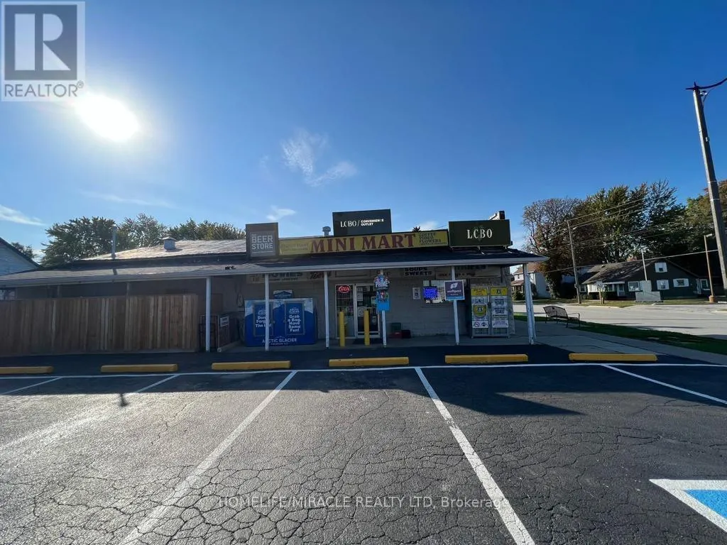 6955- 6957 TECUMSEH ROAD