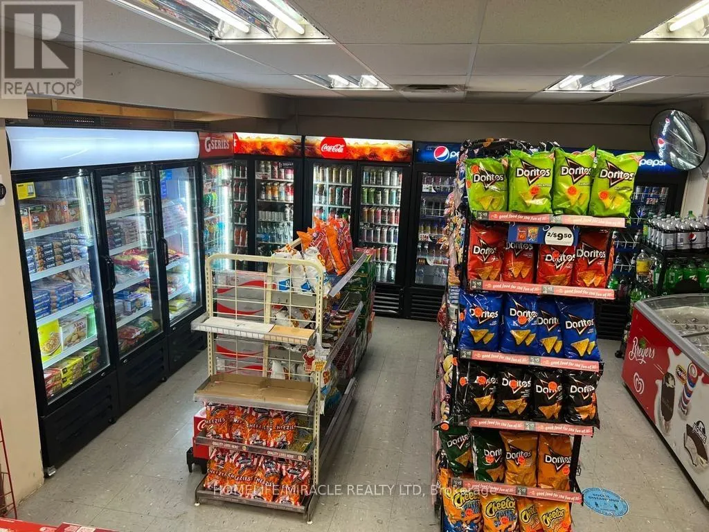 6955- 6957 TECUMSEH ROAD