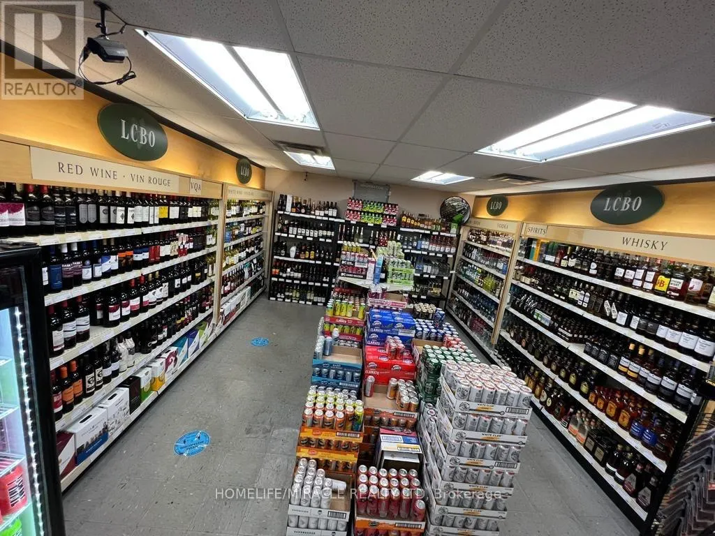 6955- 6957 TECUMSEH ROAD