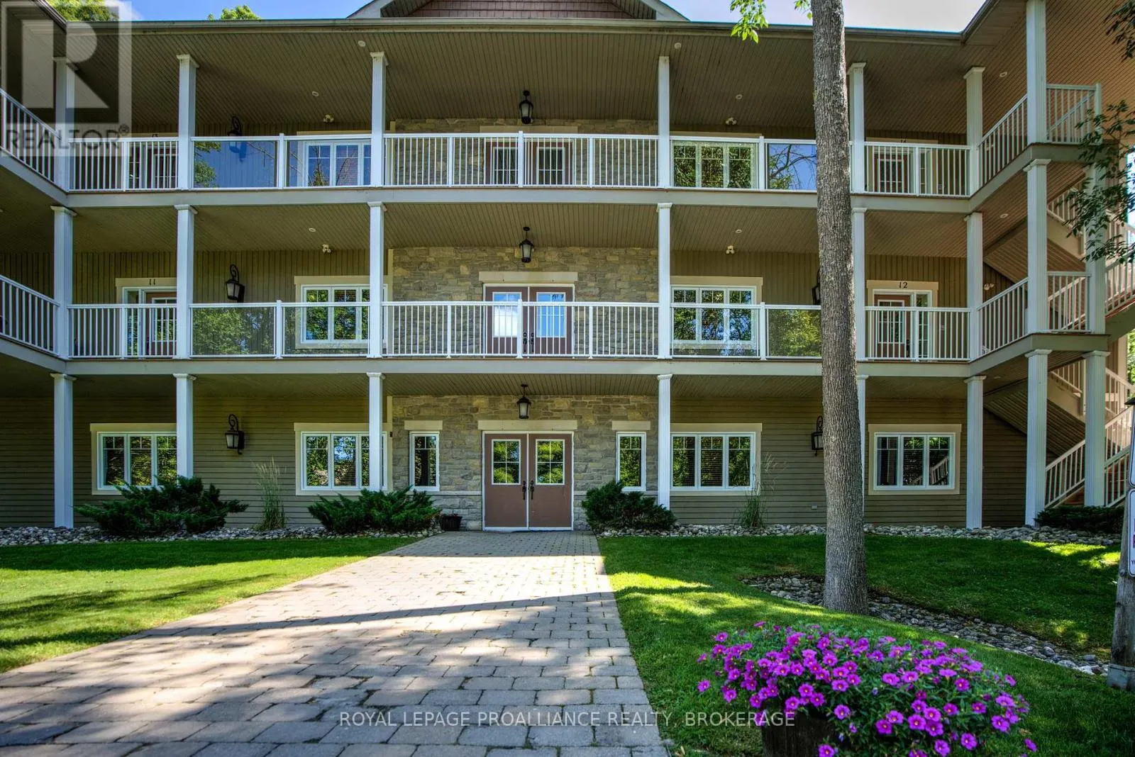 8-2 - 532 10TH CONCESSION ROAD, #8-2