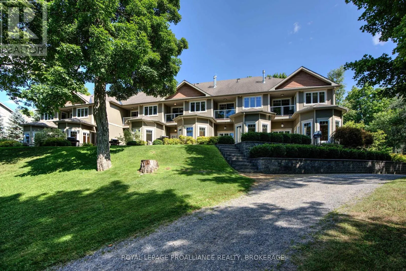 8-2 - 532 10TH CONCESSION ROAD, #8-2