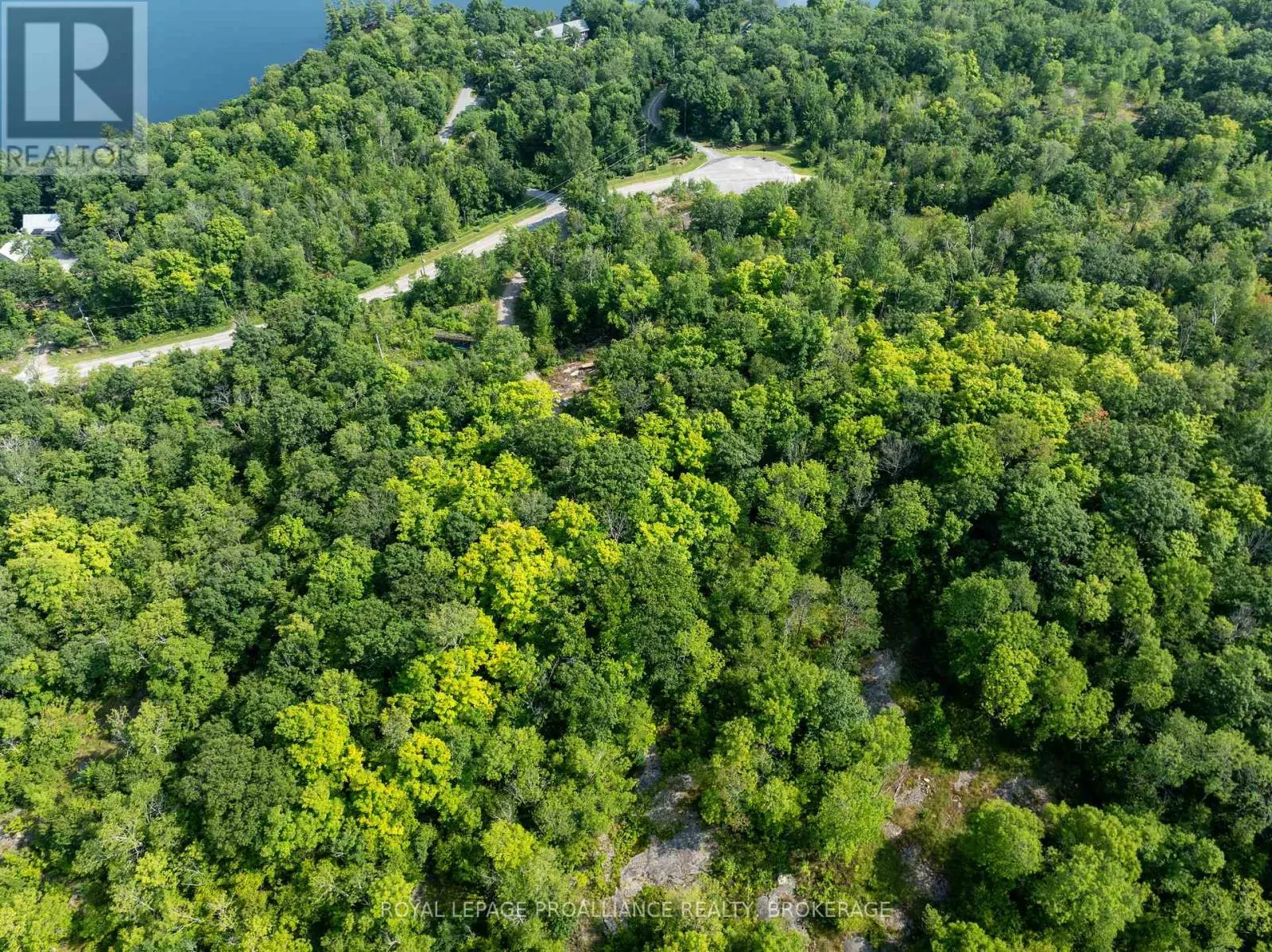 572 OAK BLUFFS ROAD
