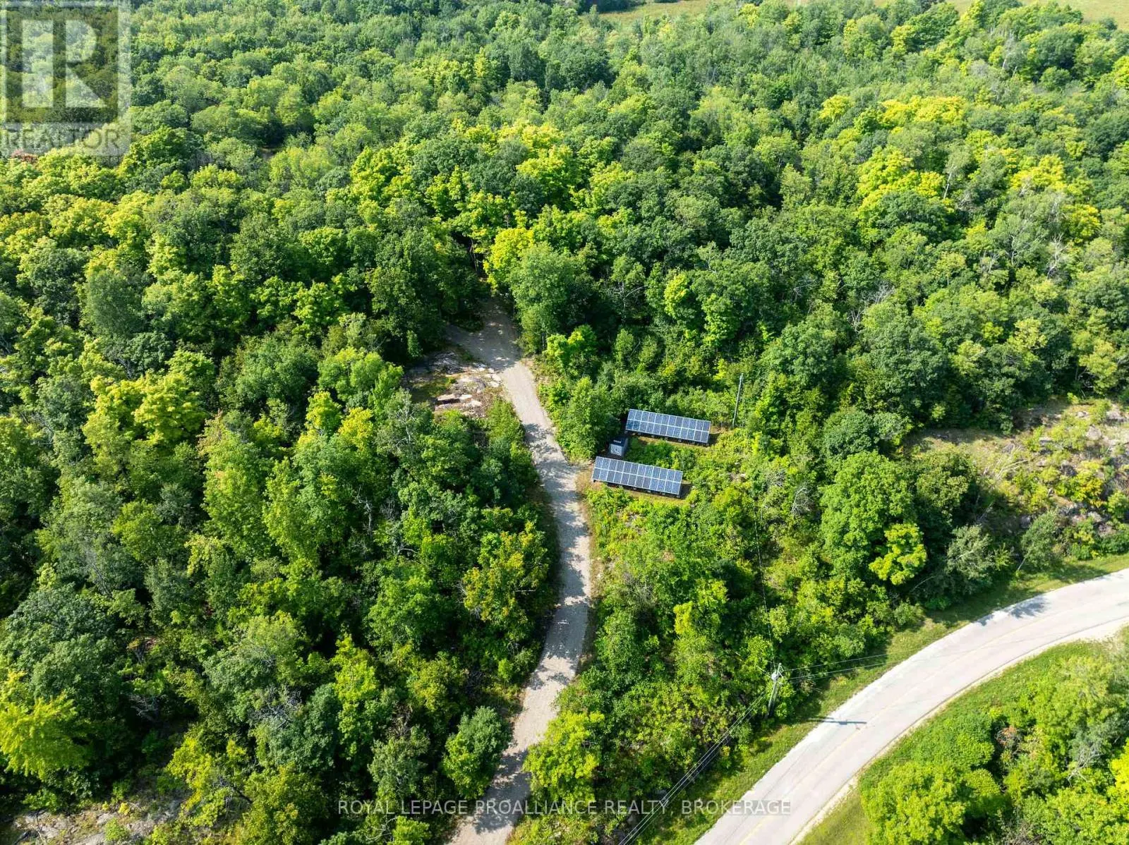572 OAK BLUFFS ROAD