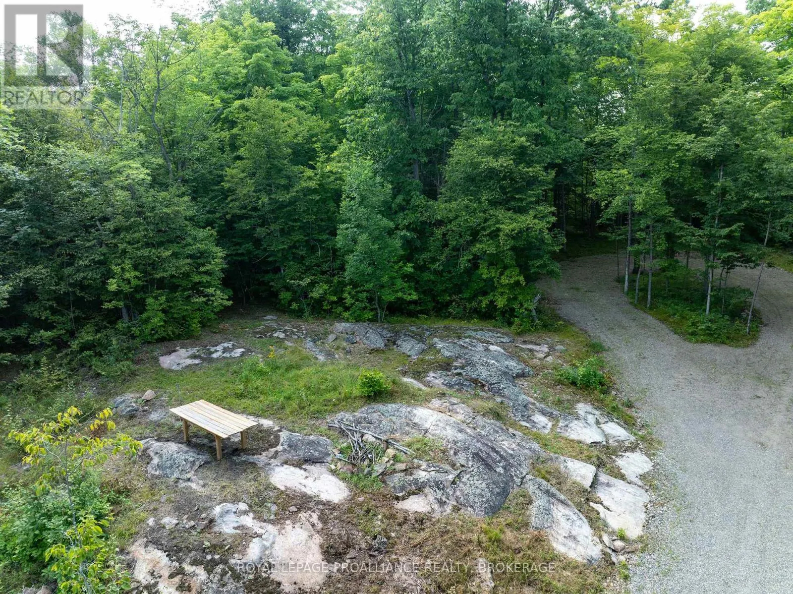 572 OAK BLUFFS ROAD