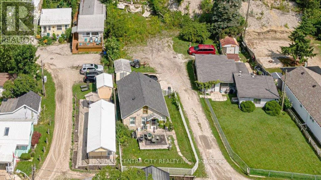 435 EDITH CAVELL BOULEVARD