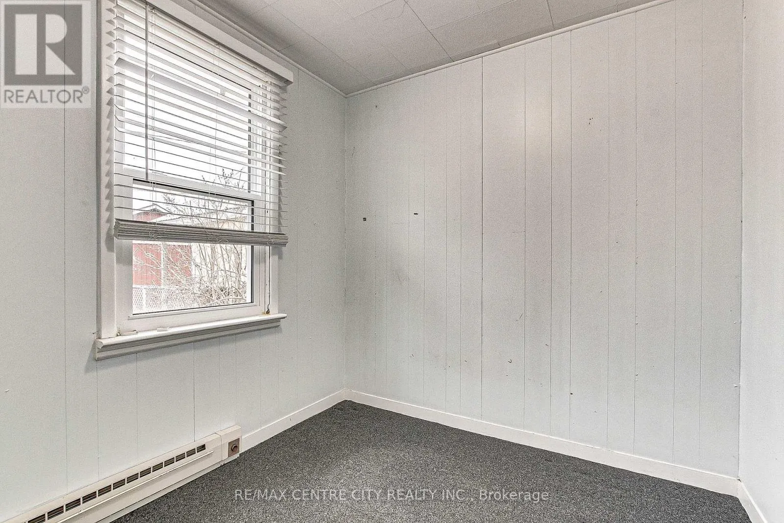 435 EDITH CAVELL BOULEVARD