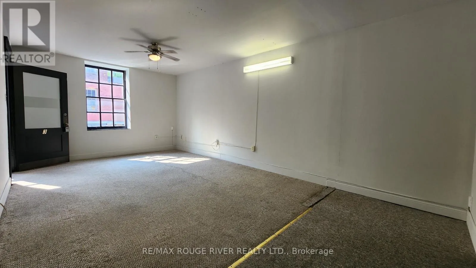 3 - 41 JOHN STREET, #3