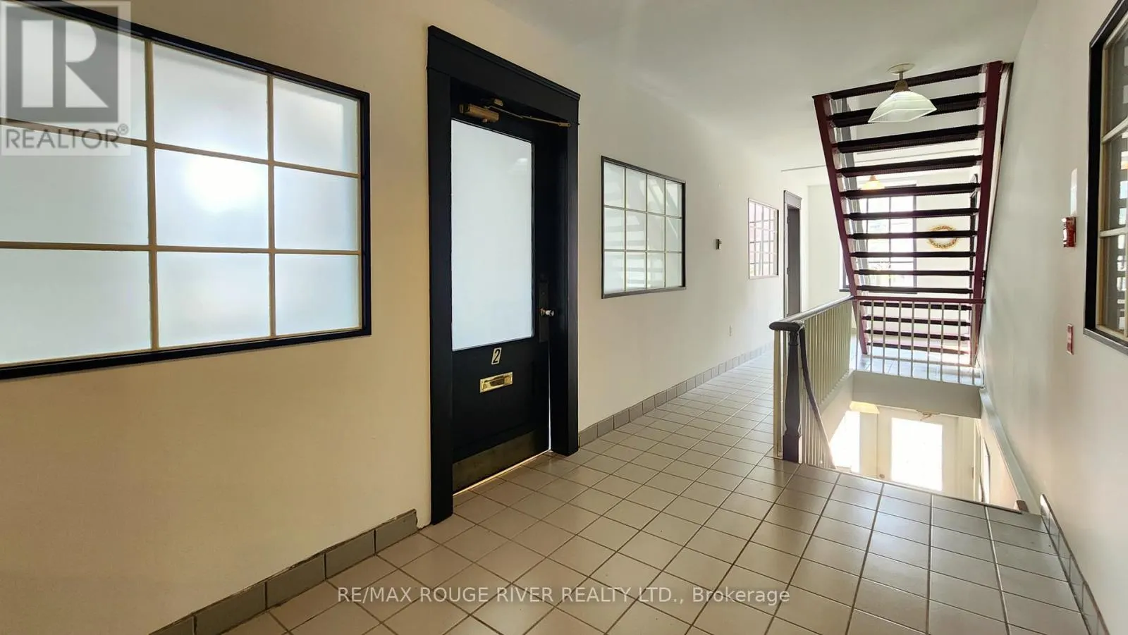 2 - 41 JOHN STREET, #2