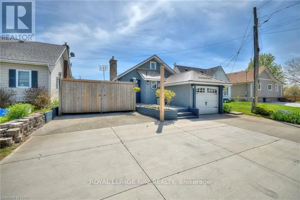 11851 LAKESHORE ROAD