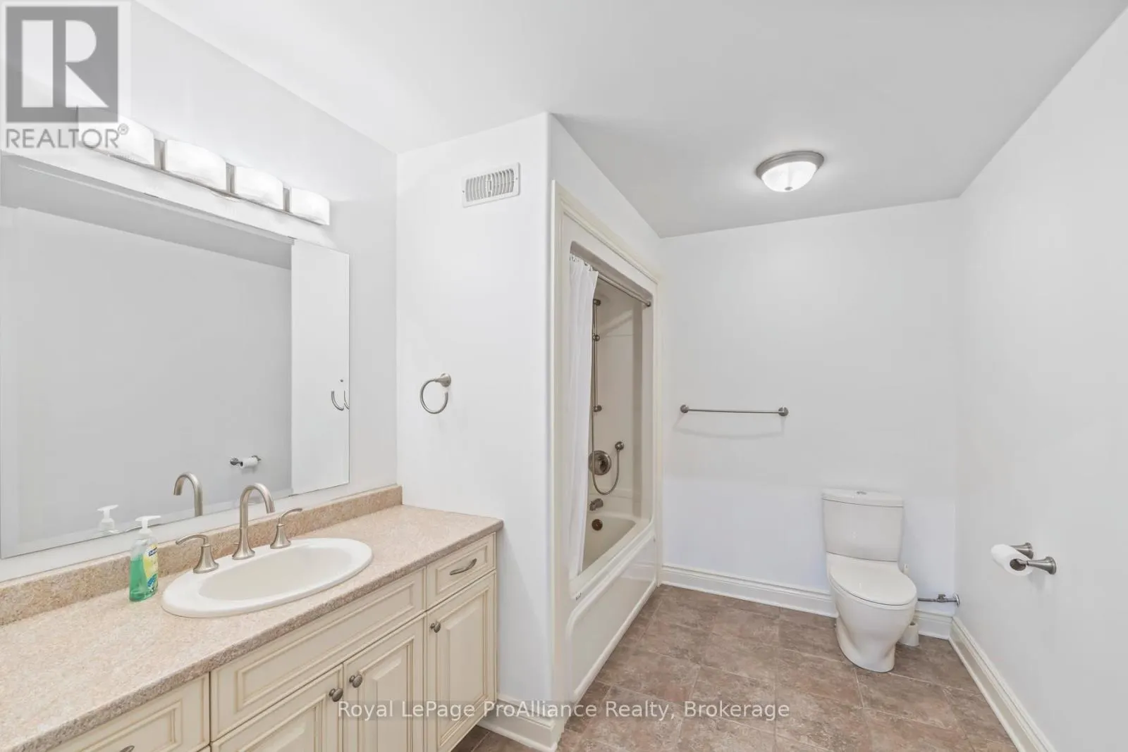 4744 BATH ROAD