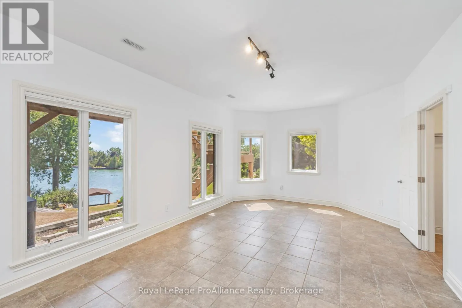 4744 BATH ROAD