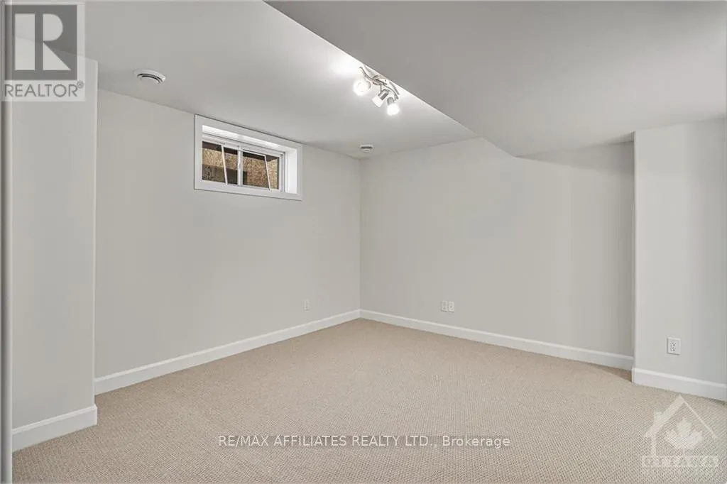 1208 MONTBLANC CRESCENT