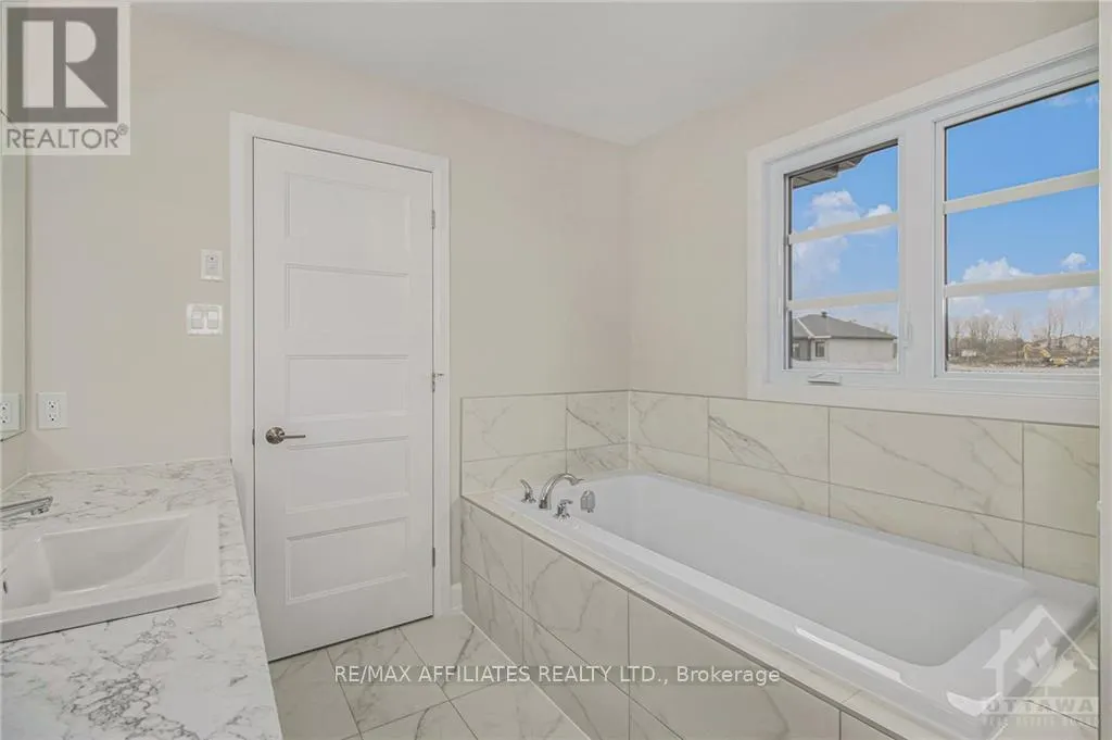 1219 MONTBLANC CRESCENT