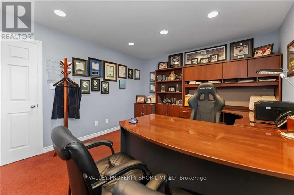 3436 PETAWAWA BOULEVARD