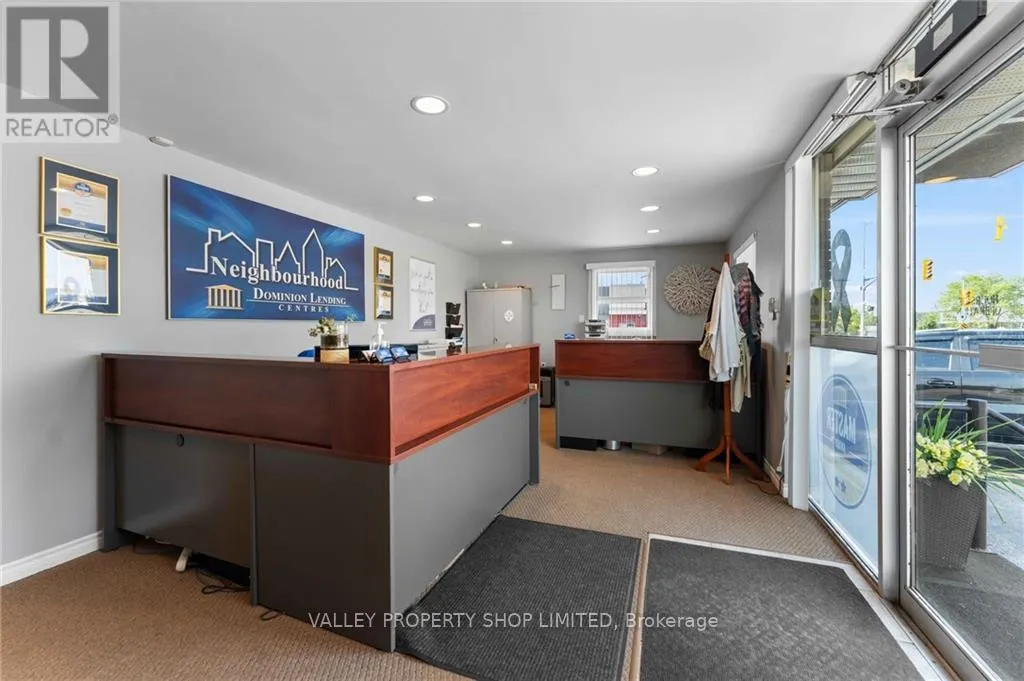 3436 PETAWAWA BOULEVARD
