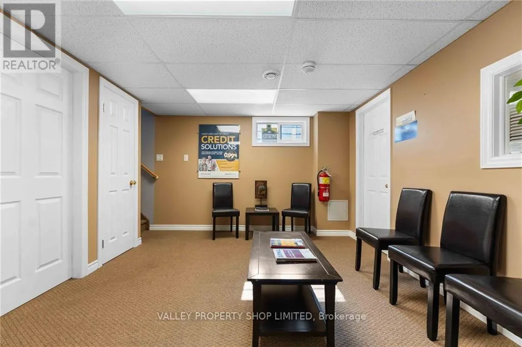3436 PETAWAWA BOULEVARD