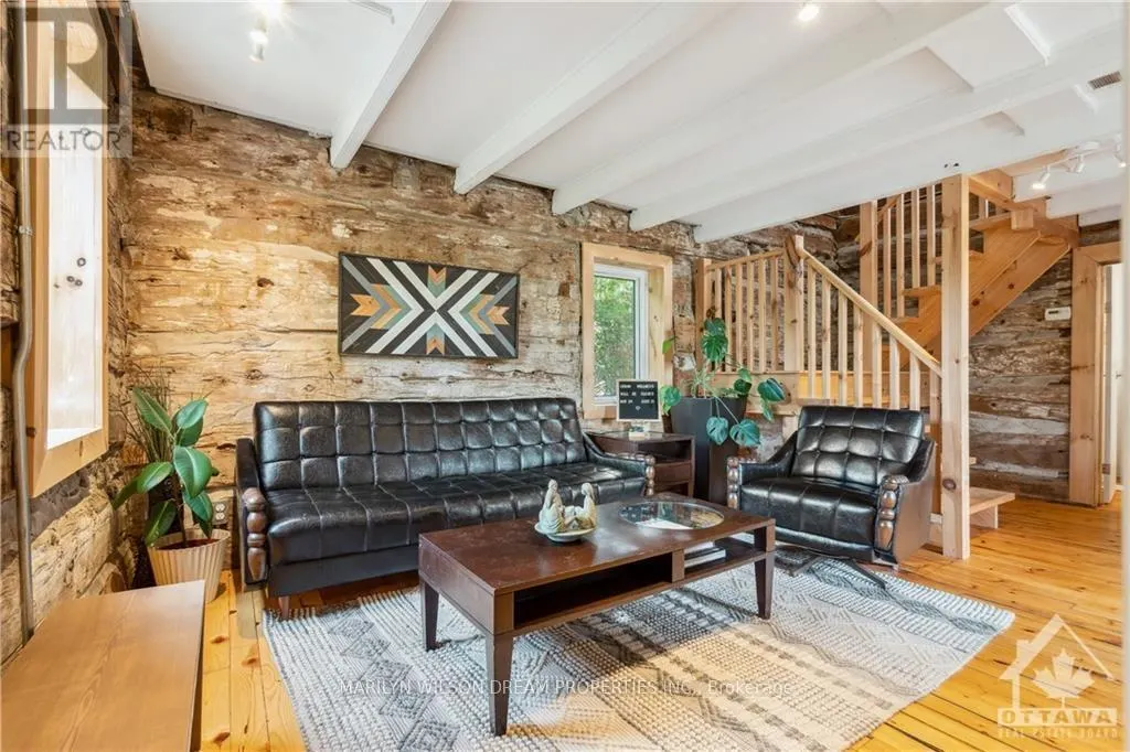 1418 STITTSVILLE MAIN STREET