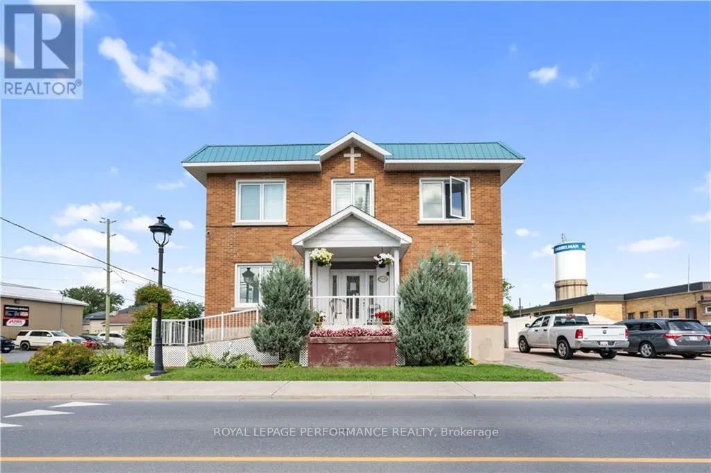 758 PRINCIPALE STREET