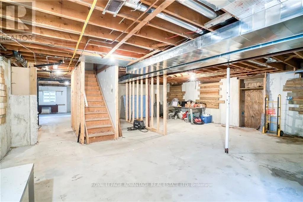 1215 NARROWS LOCK ROAD