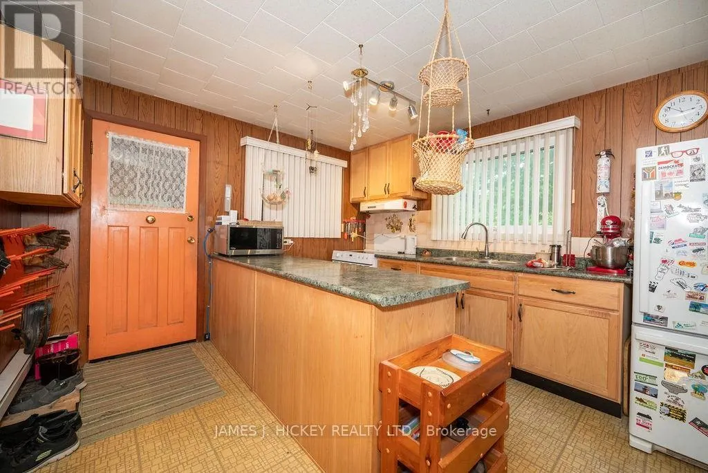 32552 HIGHWAY 17