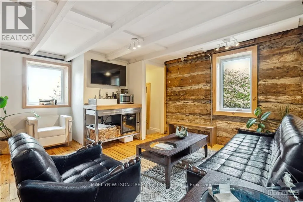 1418 STITTSVILLE MAIN STREET