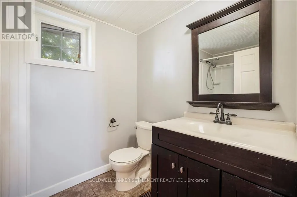 538 CLEAR LAKE ROAD