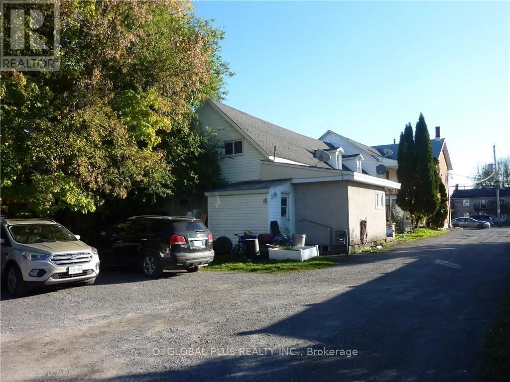 41-49 MAIN STREET E